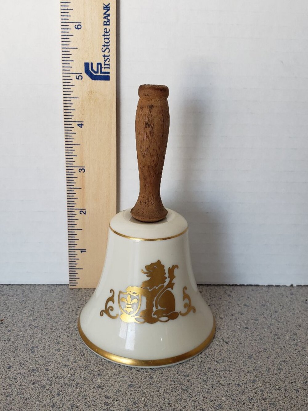 Danbury Mint Pickard Bell Loin